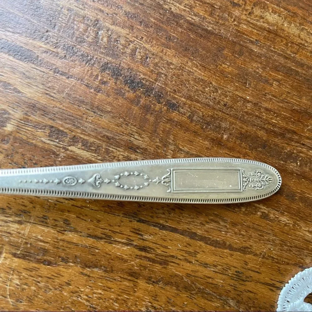Antique 1921 Oneida Community Plate Silver Grosvenor Sugar Spoon